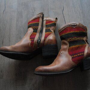 Born Rainbow Leather Cowboy Boots Size 7 Lightly Worn